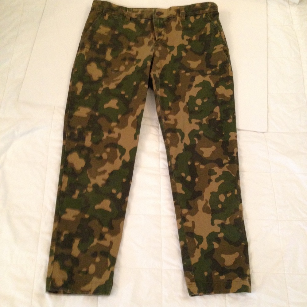 Khakis Camouflage 8 Petite Mid Rise Slightly Crop